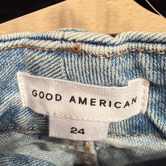 Good American women’s size 24 light fade wash curvy denim jeans $139 - Picture 7 of 11